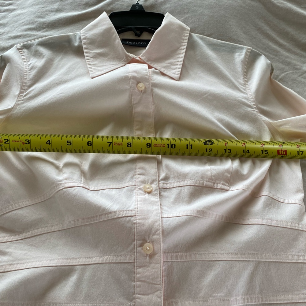 10/10$. Bundle 10 (4-5$) items for 10$. Ideology pink top with cute detailing - Picture 5 of 9
